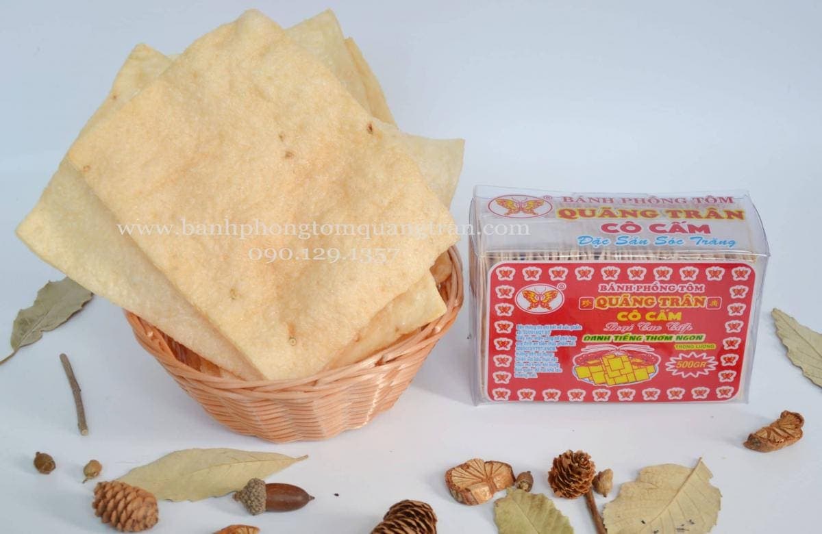 Bánh phồng tôm chiên nở xốp giòn tan