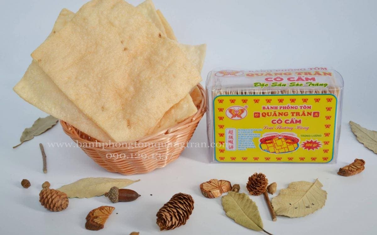 Bánh phồng tôm Quãng Trân Cô Cấm làm quà biếu