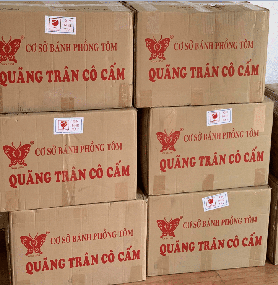 bánh phồng tôm đóng gói trong thùng