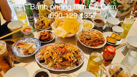 Bánh phồng tôm dùng trong các buổi tiệc